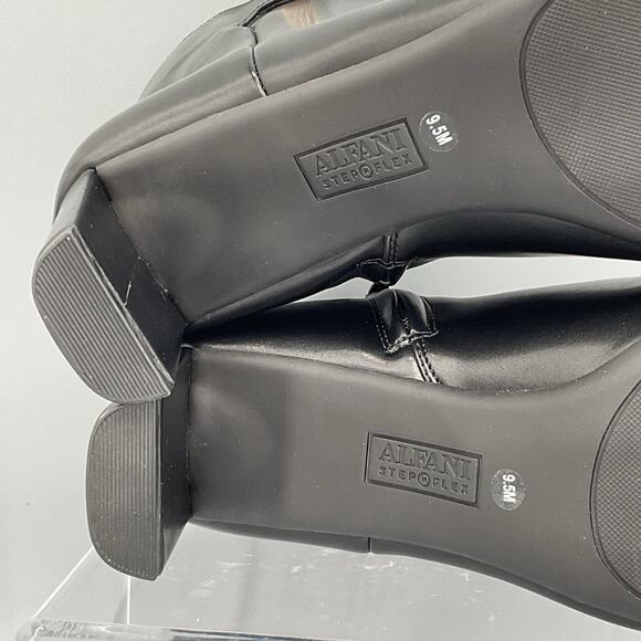 NEW Alfani Women’s PAAM Faux Leather Sleek Booties Black Size 9.5M - Picture 9 of 10